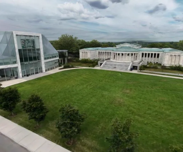 Buffalo AKG Art Museum, 3D Gaussian splat preview